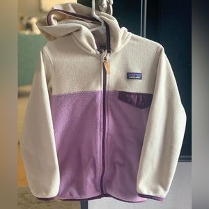 Patagonia Girls 5T fleece hoody, zip up